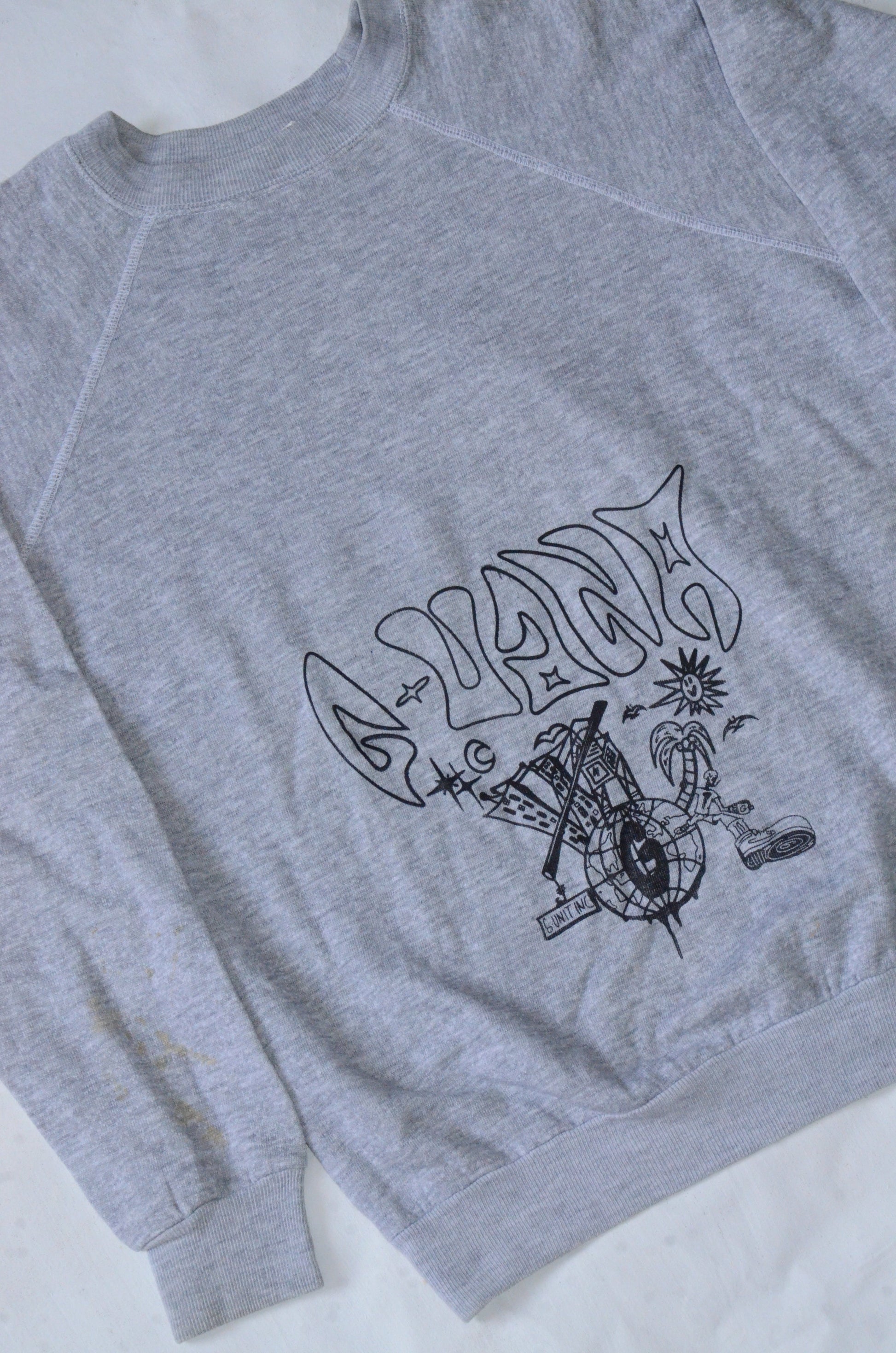 G.UANA Grey 22 Screenprint Sweater