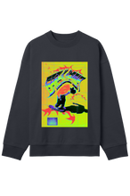 Lade das Bild in den Galerie-Viewer, Garyuana Skater Sweatshirt
